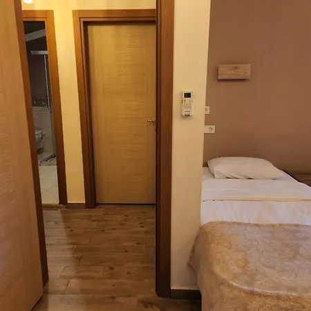 Hotel Mersu A'la